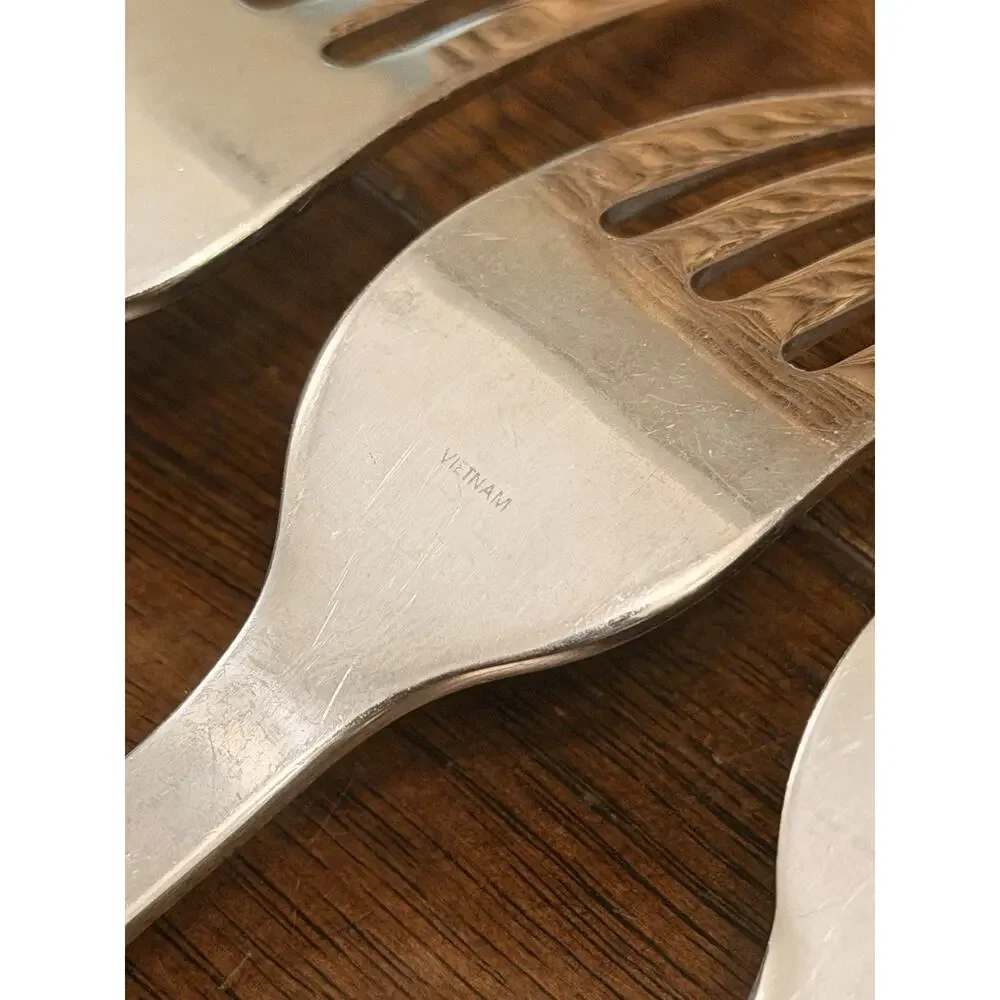 Villeroy Boch VICTOR Knives Forks Spoons Solid (Set of 12) Stainless Vietnam 9